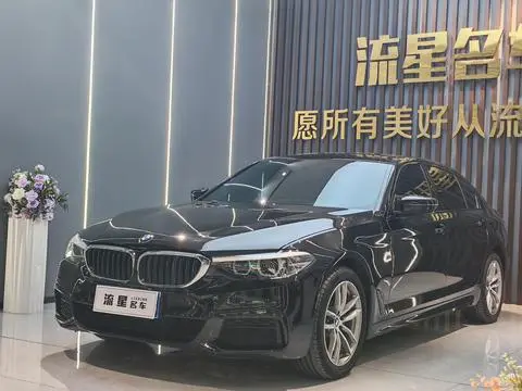 BMW 5 Series 2019 — фото 1