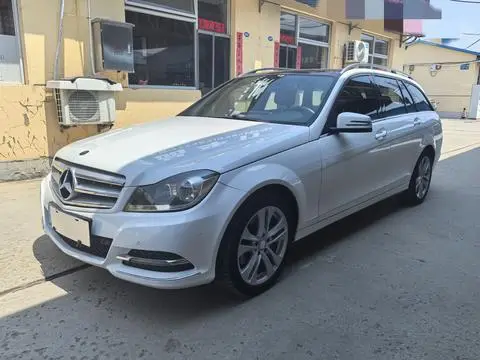 Mercedes-Benz C-Class 2011