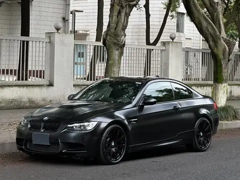 BMW M3 2011