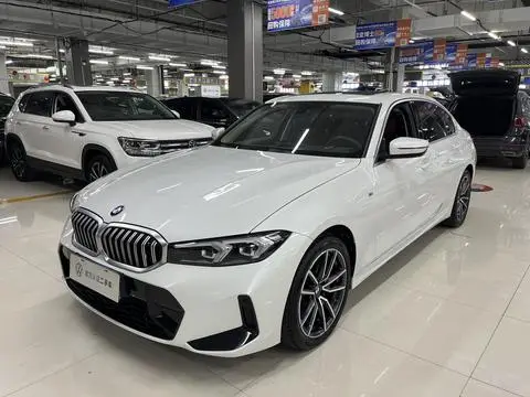 BMW 3 Series 2023 — фото 1