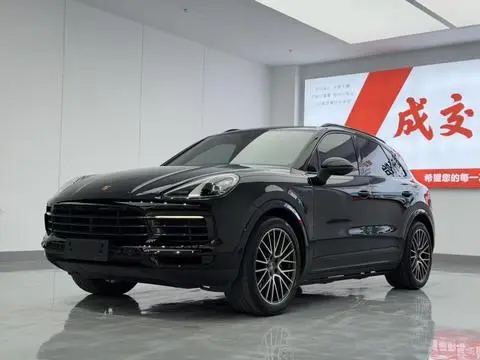 Porsche Cayenne 2022 — фото 1