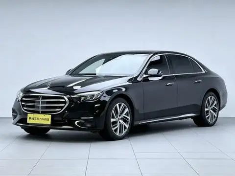 Mercedes-Benz E-Class 2024