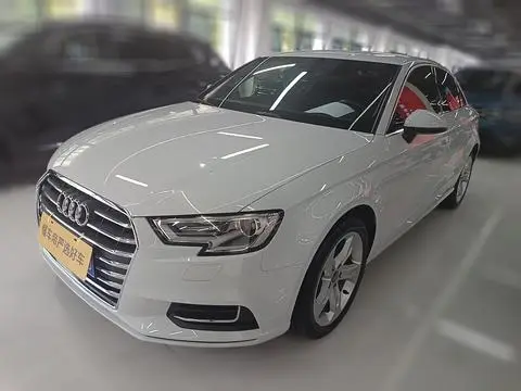 Audi A3 2020 — фото 1