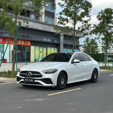Mercedes-Benz C-Class 2024