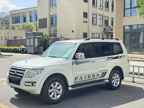 Mitsubishi 帕杰罗·劲畅 2020