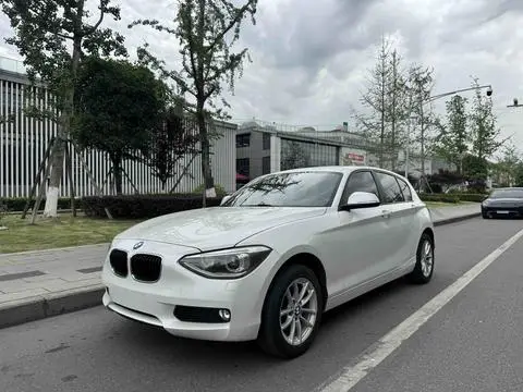 BMW 1 Series 2012 — фото 1
