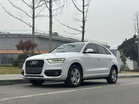 Audi Q3 2015