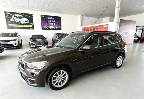 BMW X1 2018 — фото 1