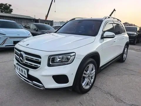 Mercedes-Benz GLB 2022 — фото 1