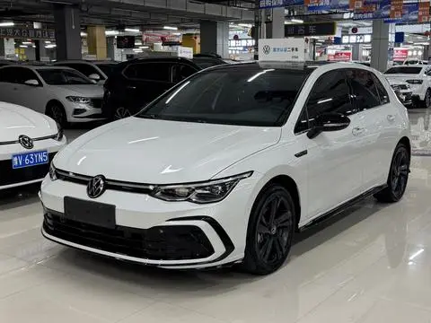 Volkswagen Golf 2023