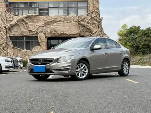 Volvo S60 2015