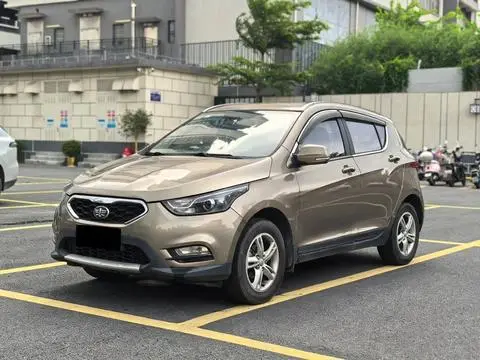 FAW 骏派D60 2015