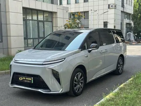 Maxus 大家9超混 2024