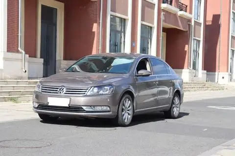 Volkswagen Magotan 2012
