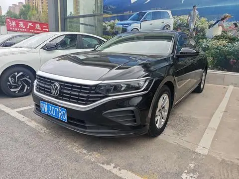 Volkswagen Passat 2024