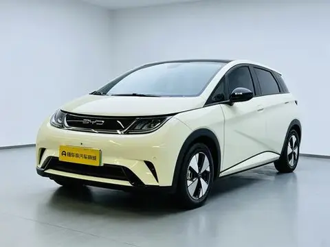BYD Dolphin 2023