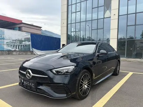 Mercedes-Benz C-Class 2024