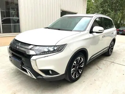 Mitsubishi 欧蓝德 2020
