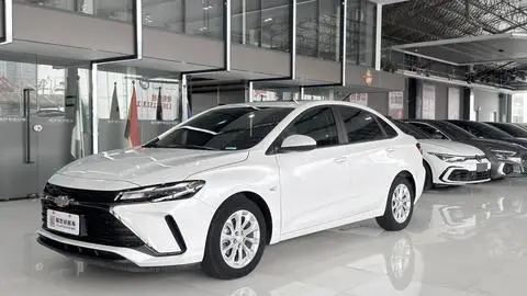 Chevrolet 科鲁泽 2023 — фото 1