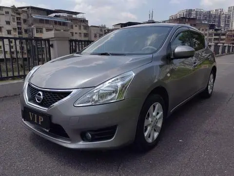 Nissan 骐达TIIDA 2011
