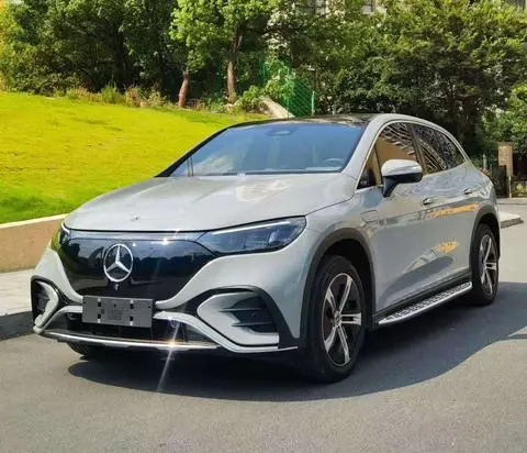 Mercedes-Benz EQE SUV 2023 — фото 1