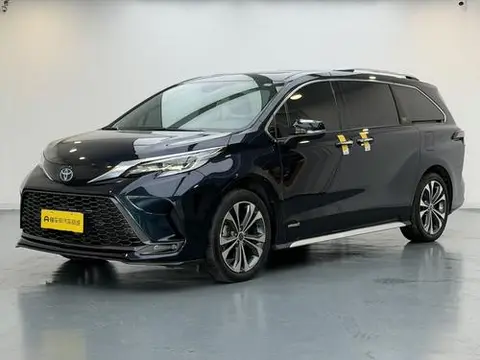 Toyota Granvia 2023