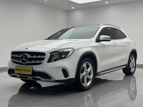 Mercedes-Benz GLA 2019