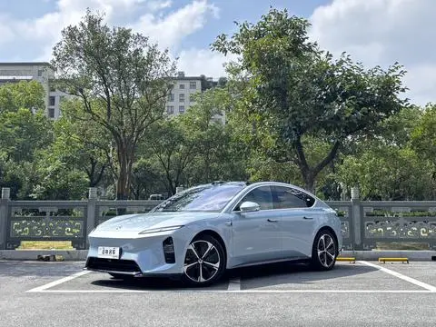 NIO ET5 2025