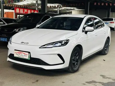 BYD Seal05 DM 2025