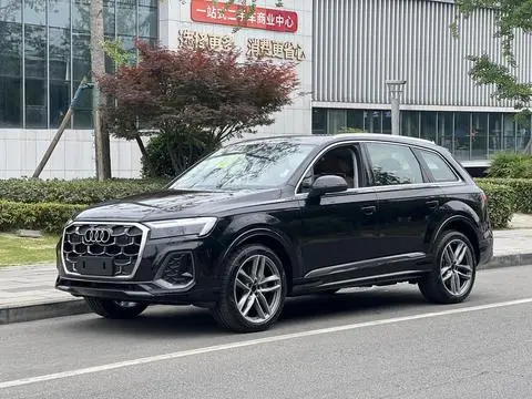 Audi Q7 2024