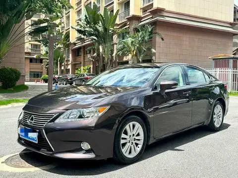 Lexus ES 2013