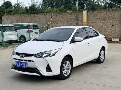 Toyota YARIS L 致享 2017 — фото 1