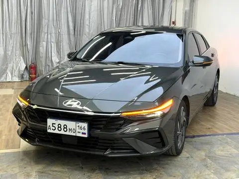Hyundai Elantra 2023 — фото 1
