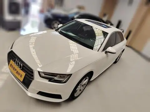 Audi A4L 2017