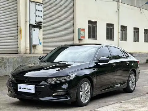 Honda Accord 2018 — фото 1