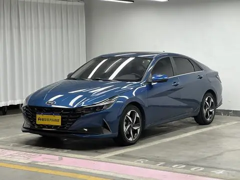 Hyundai Elantra 2022