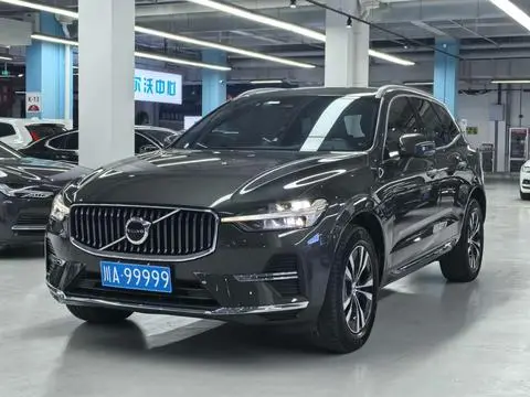 Volvo XC60 2022