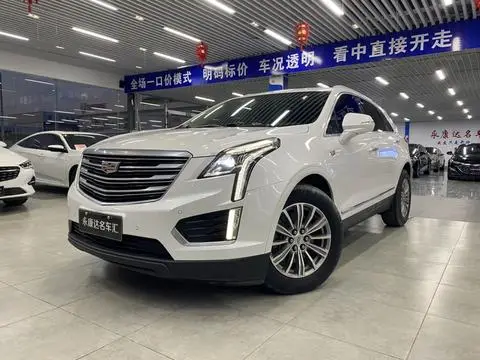 Cadillac XT5 2018 — фото 1