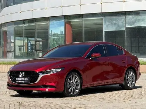 Mazda 3 昂克赛拉 2022 — фото 1