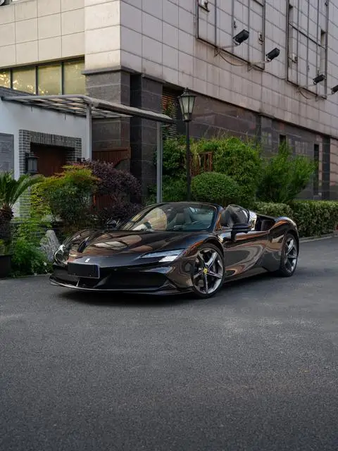 Ferrari SF90 2021