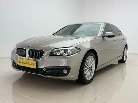 BMW 5 Series 2017 — фото 1