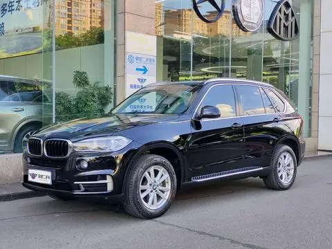 BMW X5 2018 — фото 1
