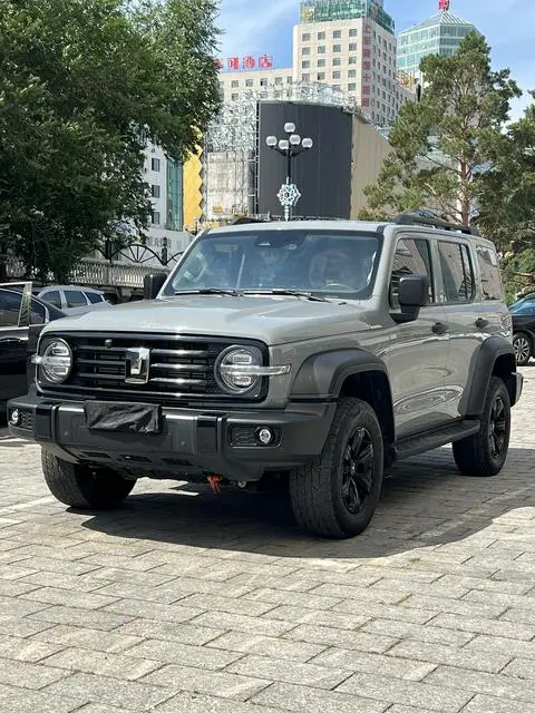 TANK 300 2023