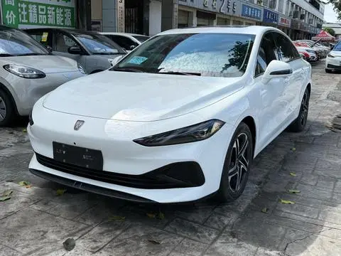 Roewe D7 DMH 2023