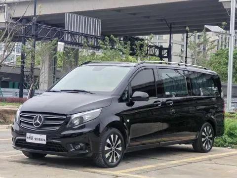 Mercedes-Benz 威霆 2021