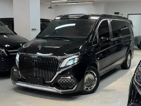 Mercedes-Benz 威霆 2023