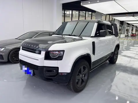 Land Rover 卫士 2024