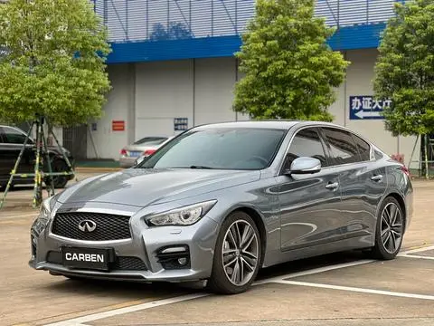 Infiniti Q50 2014