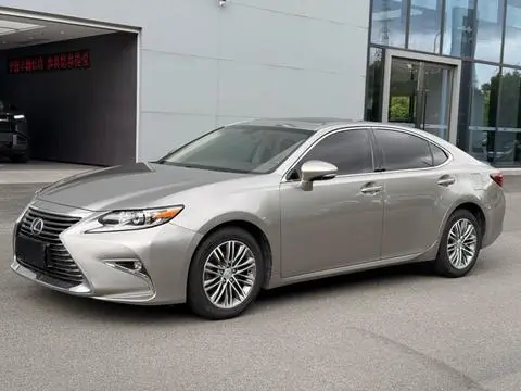 Lexus ES 2017
