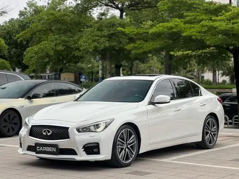 Infiniti Q50 2014